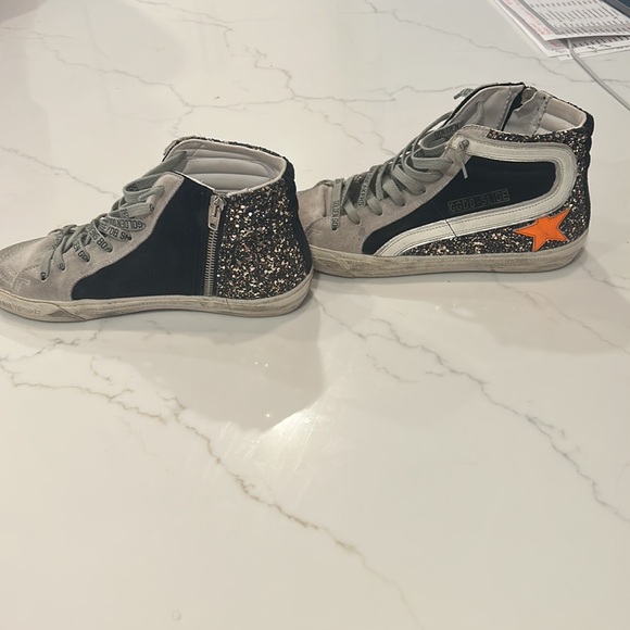 golden goose sneakers lightly worn size 33 - Picture 2 of 4